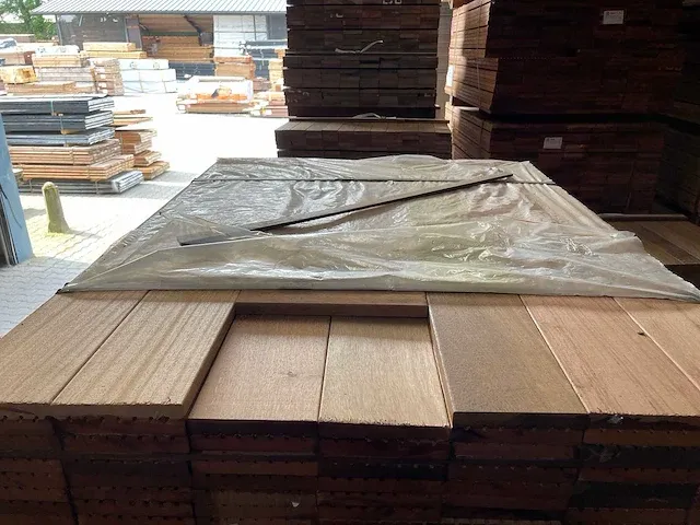 Makka kabbes vlonderplanken 21x143mm, lengte 155cm (159x) - afbeelding 1 van  3