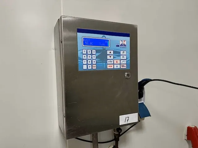 Makombi - fb10-24 - waterdoseer apparaat - afbeelding 1 van  4