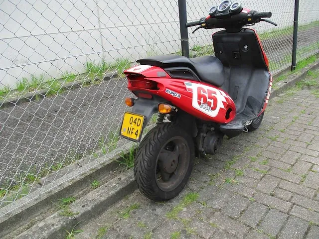 Malaguti - bromscooter - phantom f12 ac ducati corse 2tact - scooter - afbeelding 7 van  9