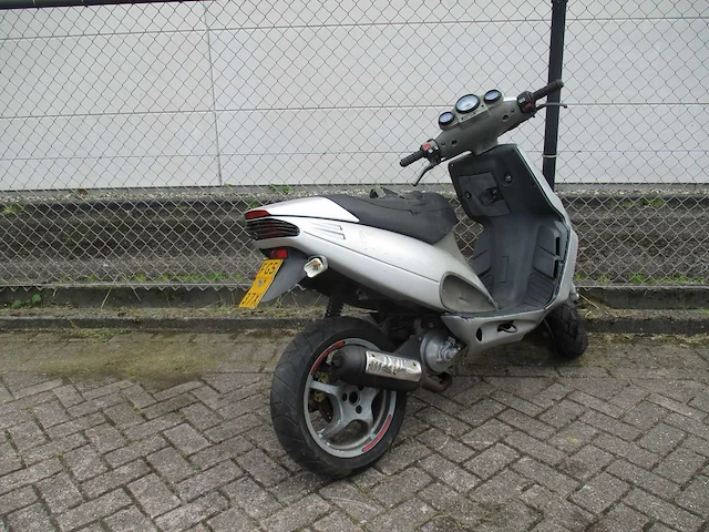 Malaguti - bromscooter oldtimer - phantom f12 lc 2 takt - scooter - afbeelding 9 van  11