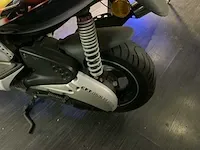 Malaguti bromscooter firefox f15 lc jos verstappen bromscooter - afbeelding 20 van  20