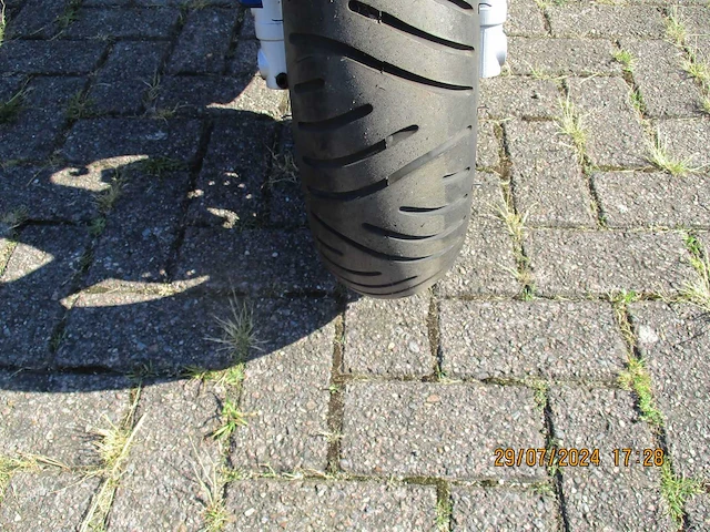 Malaguti fire fox f15 - bromscooter - liquid cooled 2 tact - scooter - afbeelding 7 van  12
