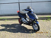 Malaguti fire fox f15 - bromscooter - liquid cooled 2 tact - scooter - afbeelding 8 van  12