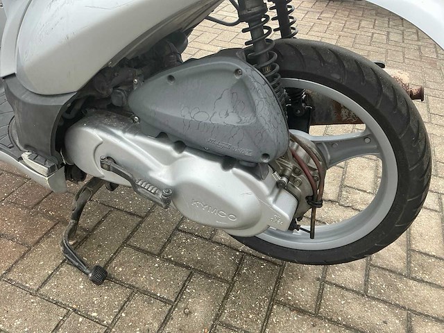 Malaguti kymco scooter - afbeelding 2 van  15