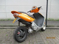 Malaguti liquid cooled - bromscooter - firefox f15 lc dd twin disk 2 tact - scooter - afbeelding 8 van  10