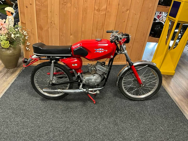 Malaguti turbo motorfiets - afbeelding 1 van  13