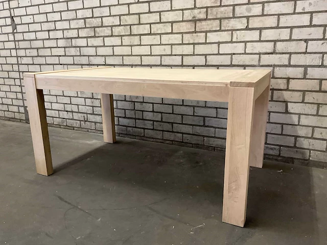 Malah eetkamertafel - afbeelding 1 van  7