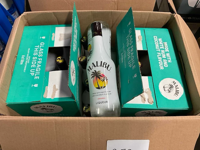 Malibu rum - afbeelding 4 van  6
