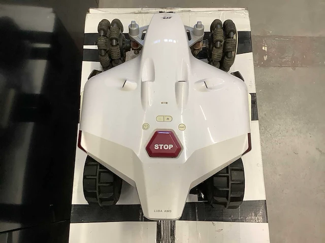 Mammotion luba 2 awd 1000 robotmaaier - afbeelding 3 van  10