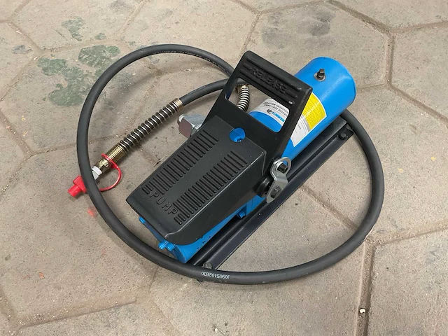 Mammuth air hydraulic foot pump - afbeelding 1 van  5