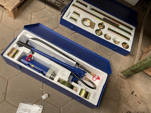 Mammuth body frame repair kit - afbeelding 3 van  5