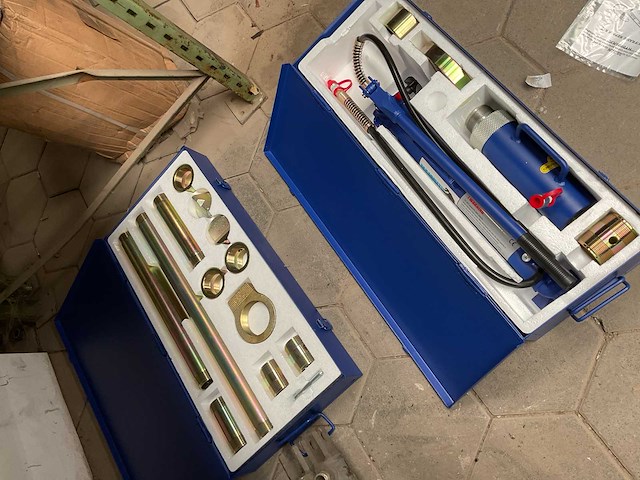 Mammuth body frame repair kit - afbeelding 4 van  5