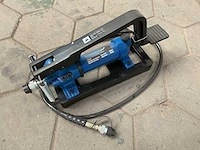 Mammuth cfp800 hydraulische voetpomp - afbeelding 1 van  5