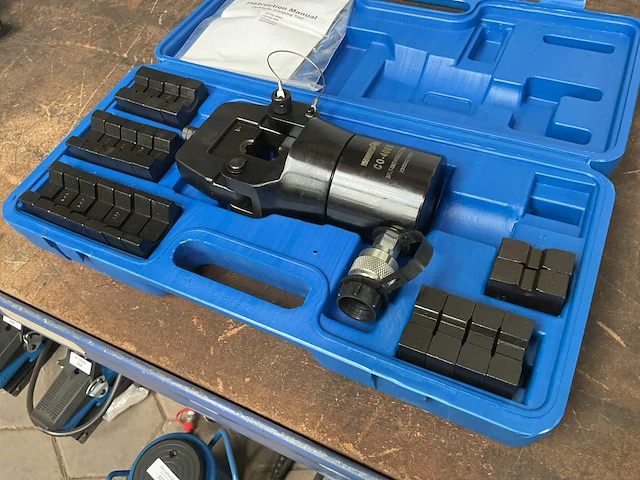 Mammuth co-400b hydraulic crimping tool - afbeelding 3 van  4