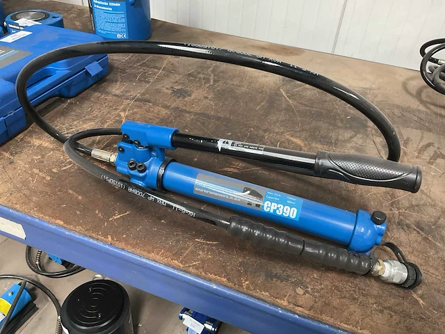 Mammuth cp390 hydraulische handpomp - afbeelding 2 van  3