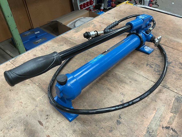 Mammuth cp700 hydraulische handpomp - afbeelding 3 van  5