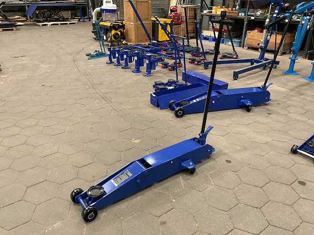 Mammuth fj05h garagekrik - afbeelding 1 van  5