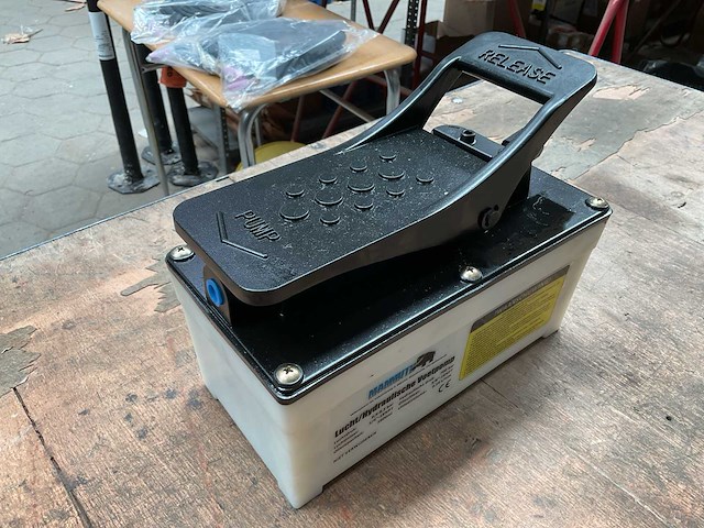 Mammuth luchthydraulische voetpomp - afbeelding 3 van  5