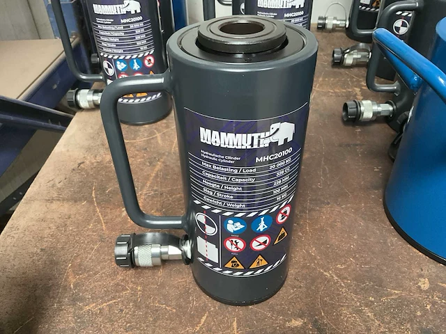 Mammuth mhc20100 hydraulische cylinder - afbeelding 1 van  3