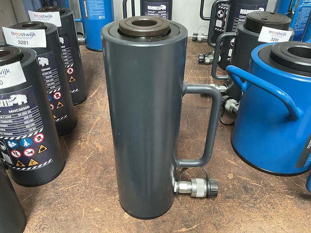Mammuth mhc20150 hydraulische cylinder - afbeelding 2 van  3