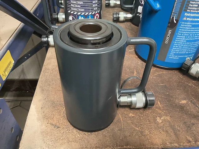 Mammuth mhc2050 hydraulische cylinder - afbeelding 2 van  3