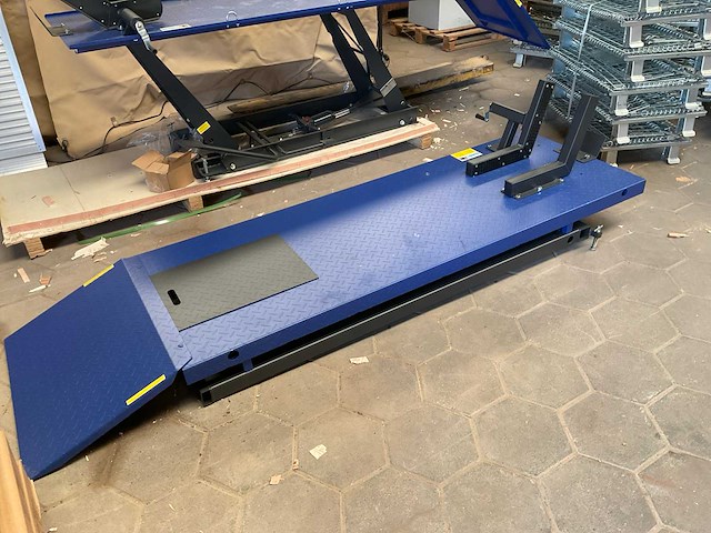 Mammuth motorheftafel - afbeelding 1 van  5