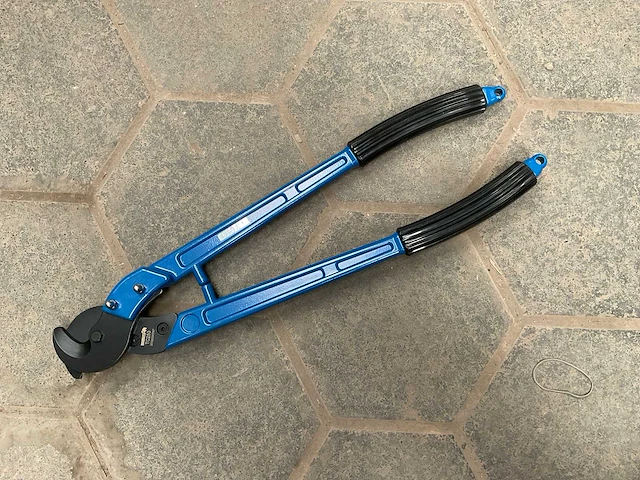 Mammuth tc250 kabelkniptang - afbeelding 1 van  2