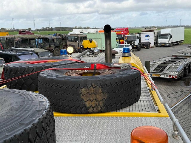 Man - 14-440 - brandweerwagen - afbeelding 20 van  43