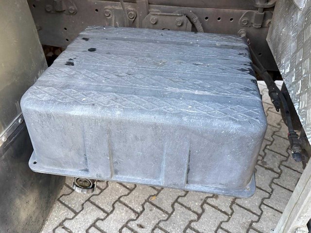 Man - 19-281 4x4 - brandweerwagen - afbeelding 28 van  61