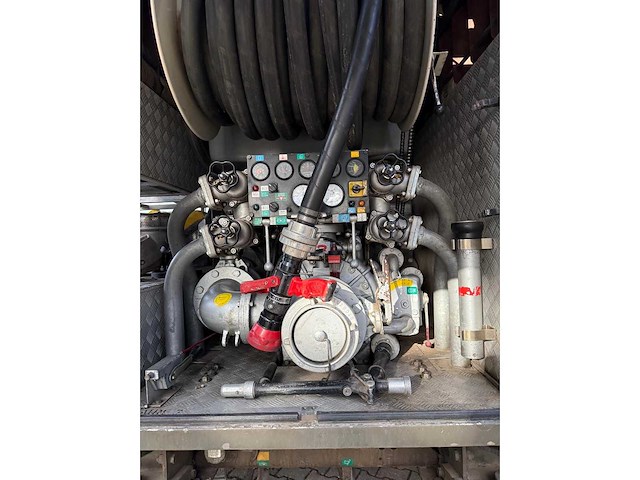 Man - 19-281 4x4 - brandweerwagen - afbeelding 48 van  61