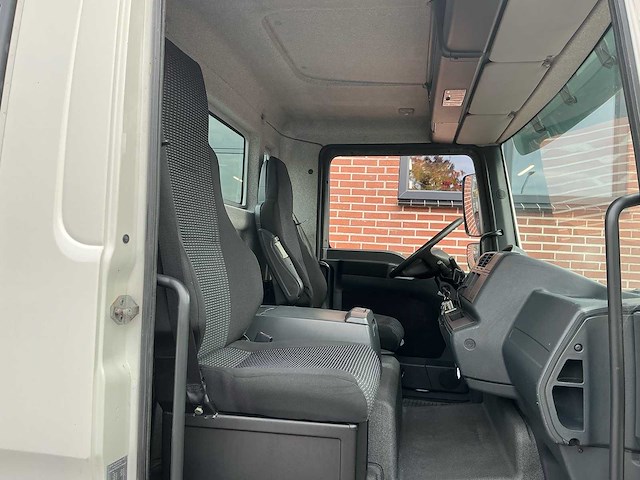 Man - 2012 - tgl 8.180 4x2 bl - vrachtwagen - afbeelding 17 van  50