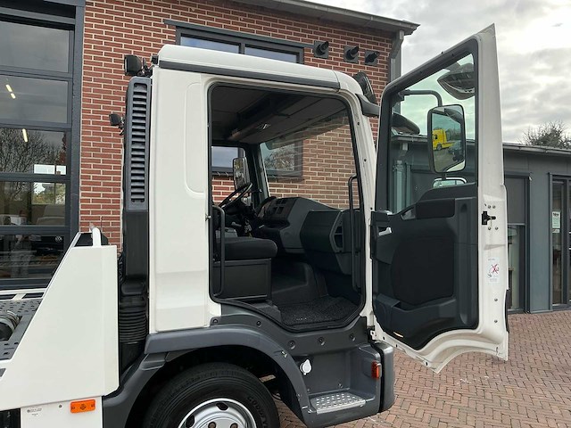 Man - 2012 - tgl 8.180 4x2 bl - vrachtwagen - afbeelding 16 van  50