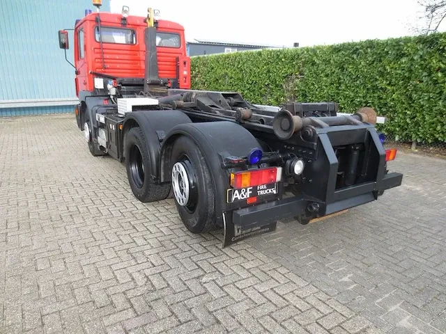 Man - 27-fnl-g - brandweerwagen - afbeelding 4 van  19