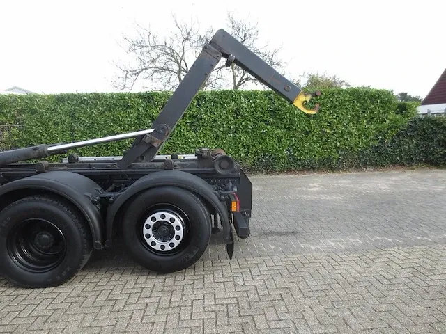 Man - 27-fnl-g - brandweerwagen - afbeelding 6 van  19