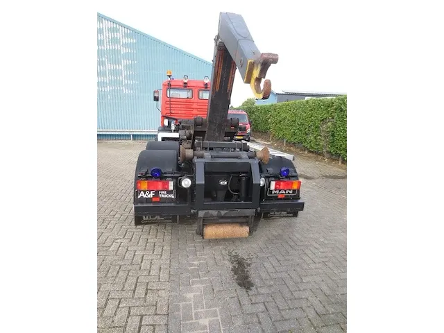 Man - 27-fnl-g - brandweerwagen - afbeelding 7 van  19