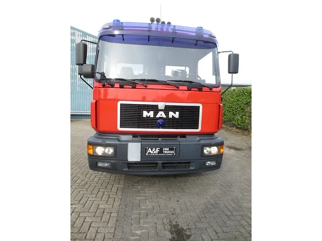 Man - 27-fnl-g - brandweerwagen - afbeelding 10 van  19