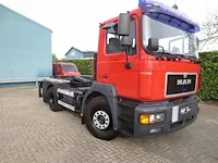 Man - 27-fnl-g - brandweerwagen - afbeelding 11 van  19