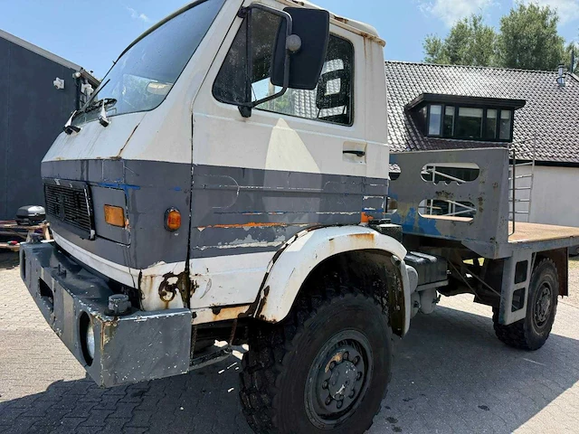 Man - 4x4 - vrachtwagen - afbeelding 1 van  20