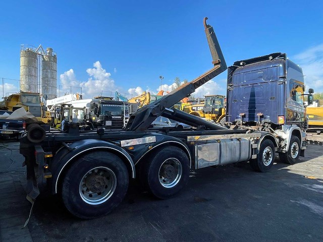 Man - kat 1 - vrachtwagen - afbeelding 10 van  27