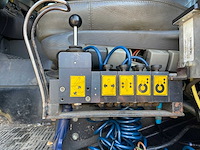 Man - kat 1 - vrachtwagen - afbeelding 17 van  27