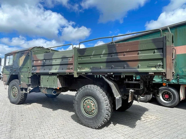 Man - kat 4x4 - vrachtwagen - afbeelding 20 van  25