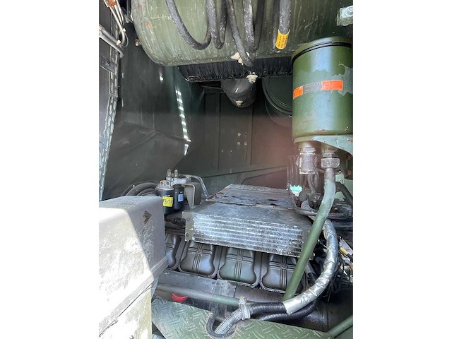 Man - kat 4x4 - vrachtwagen - afbeelding 4 van  25