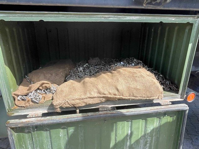 Man - kat 4x4 - vrachtwagen - afbeelding 15 van  25