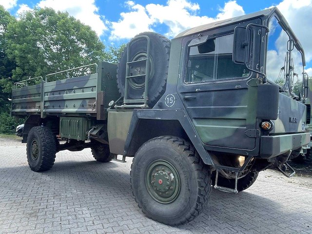 Man - kat 4x4 - vrachtwagen - afbeelding 20 van  25