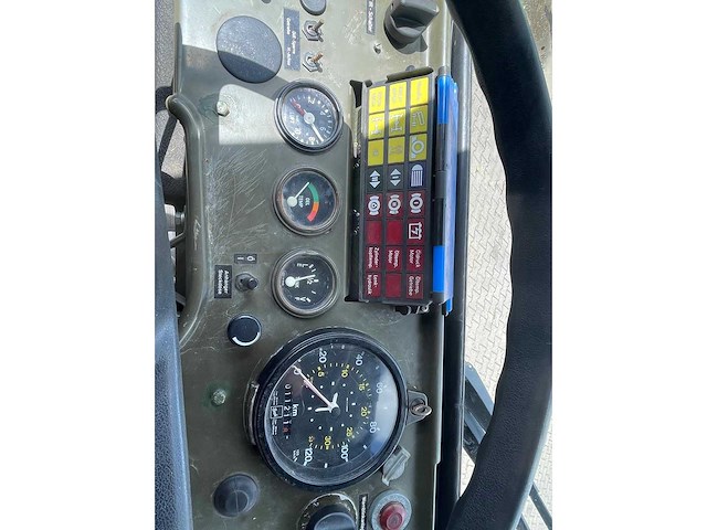 Man - kat 4x4 - vrachtwagen - afbeelding 22 van  25