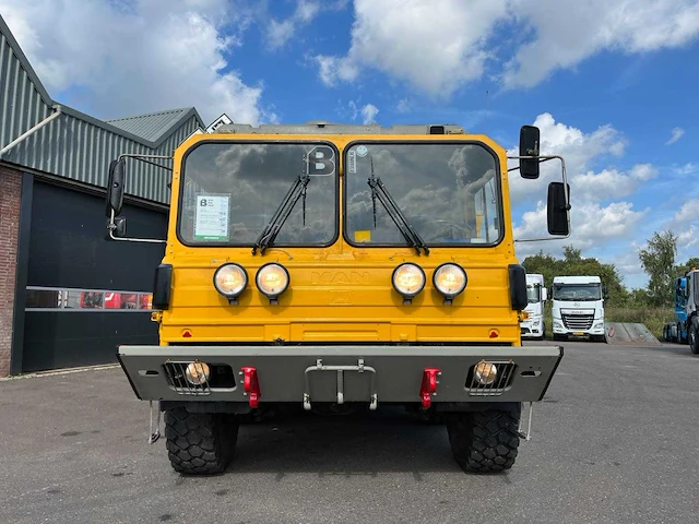 Man - kat 8x8 - vrachtwagen - afbeelding 8 van  11