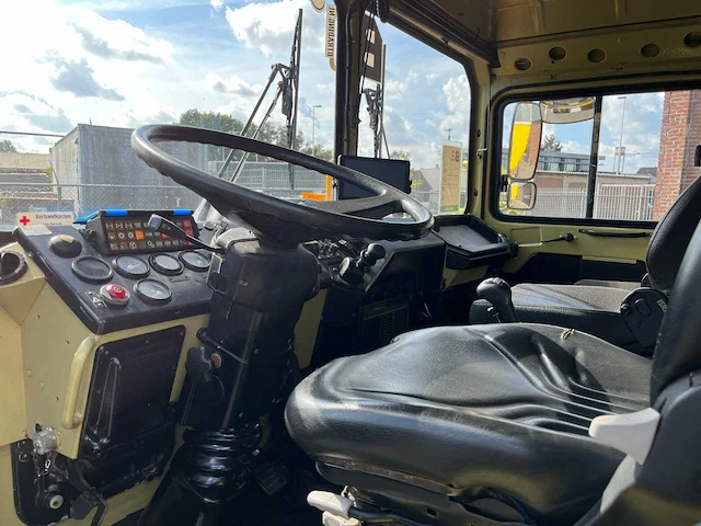 Man - kat 8x8 - vrachtwagen - afbeelding 9 van  11
