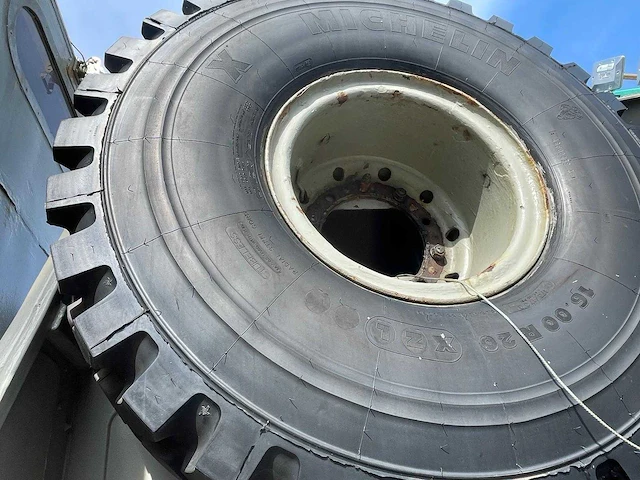 Man - kat a1 8x8 - vrachtwagen - afbeelding 17 van  36