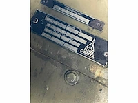 Man - kat a1 8x8 - vrachtwagen - afbeelding 35 van  36