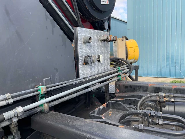 Man - tga 41.440 8x4 - hmf 60 tonmeter laadkraan - 20 ton afzetbaar haakarmsysteem - afbeelding 6 van  57